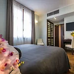 Duomo Hotel 3*